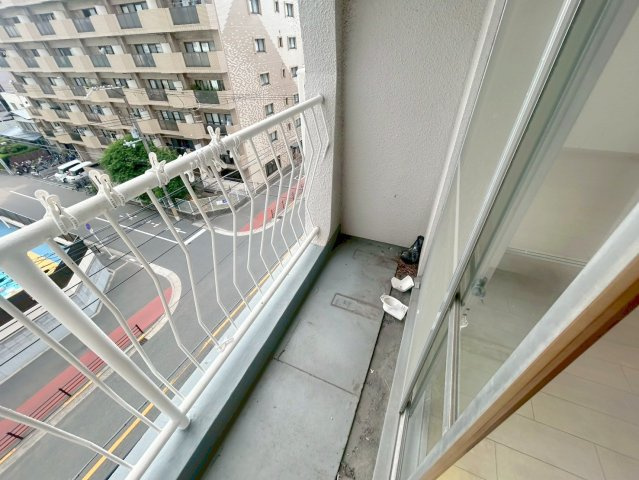 プール・トゥジュールブランのバルコニー