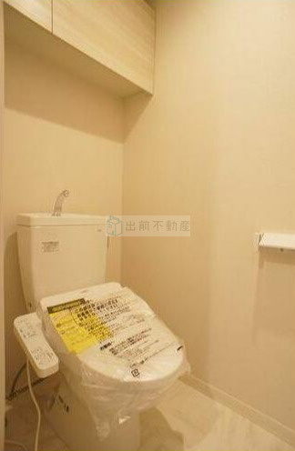新宿区西早稲田１丁目の賃貸マンションのトイレ