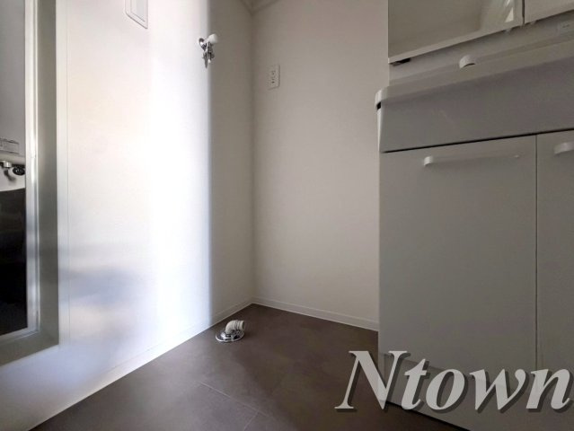 【設備】 | Cherim浄心West | 洗濯機置き場です。