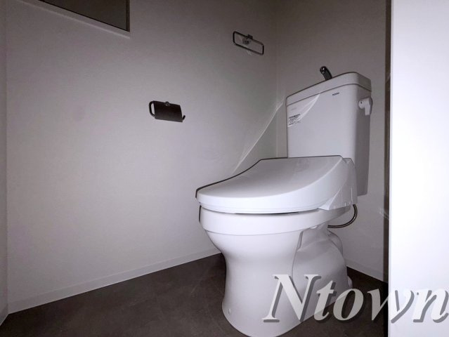 【トイレ】 | Cherim浄心West | 落ち着いた色調のトイレです