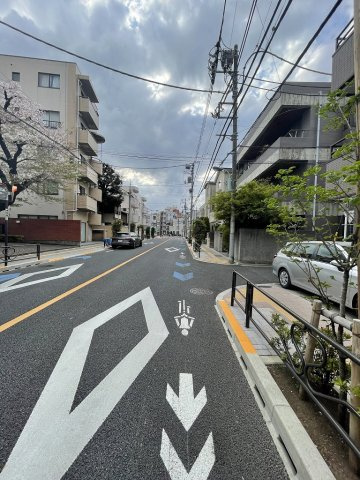 田戸ガードンツリーの周辺