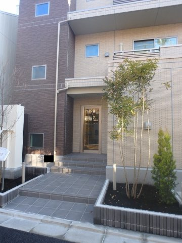 フォリア本郷