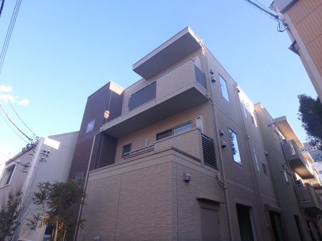 フォリア本郷の外観