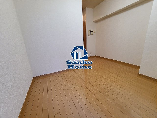 ドルチェ東京・八重洲通りの居間・リビング