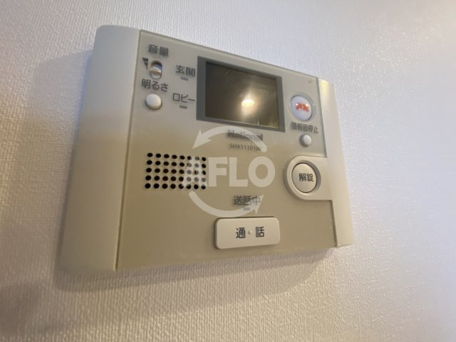 レシェンテ西梅田のセキュリティ|レシェンテ西梅田　モニター付きインターホン