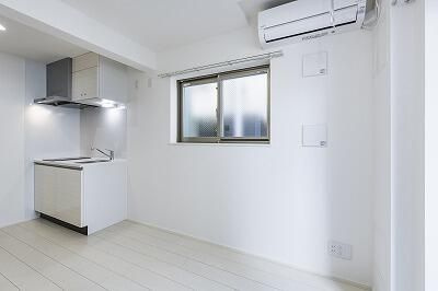 レティーナ銀座ＥＡＳＴの居間・リビング