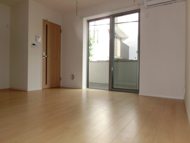 Ｌｅ　Ｌａｕｒｉｅｒ　中野の居間・リビング|同建物別室参考写真