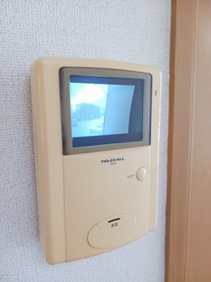 【セキュリティ】 | パレ・アルカンシェルⅡ | モニター付きインターホンです