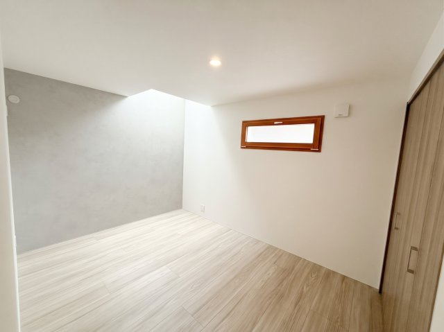 【居間・リビング】 | 【仲介手数料３９０万円が無料！】■千歳船橋駅１０分■リビング天井が吹抜け■デザイナーズハウス
