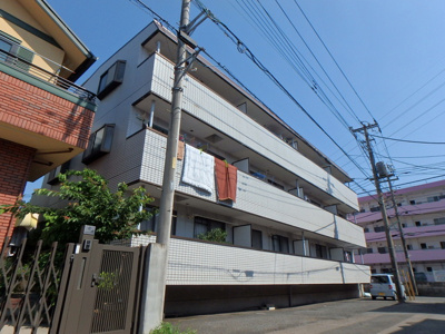 鉄骨造３階建のマンション♪