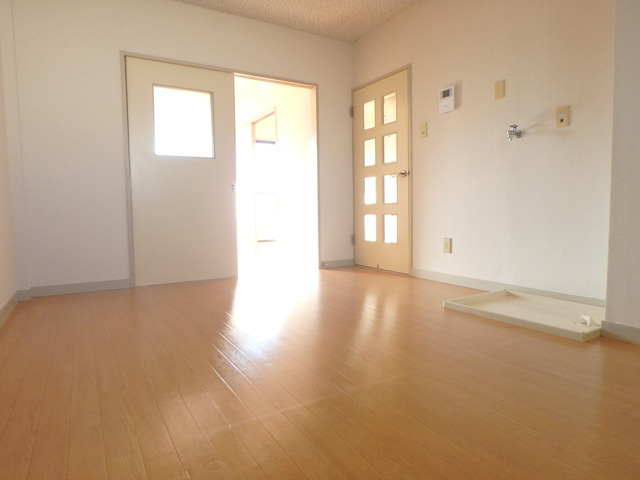 家具の配置しやすいお部屋です！
