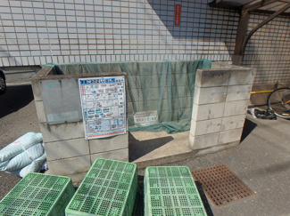 敷地内ゴミ置場