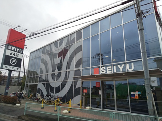 西友朝霞根岸店まで190ｍ