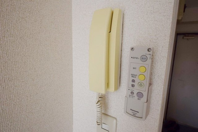 ★安心のインターホン付です★
