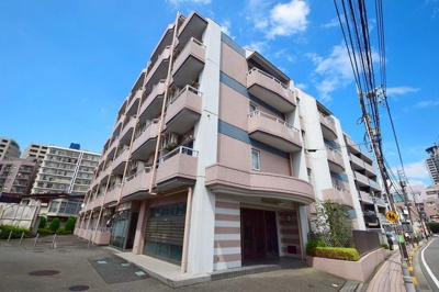 ★聖蹟桜ヶ丘駅徒歩4分で女性にも人気♪防犯カメラやオートロックでセキュリティ対策バッチリ♪インターネットも無料★