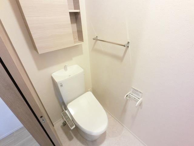 МＮハウス中居のトイレ|温水便座付きトイレ
