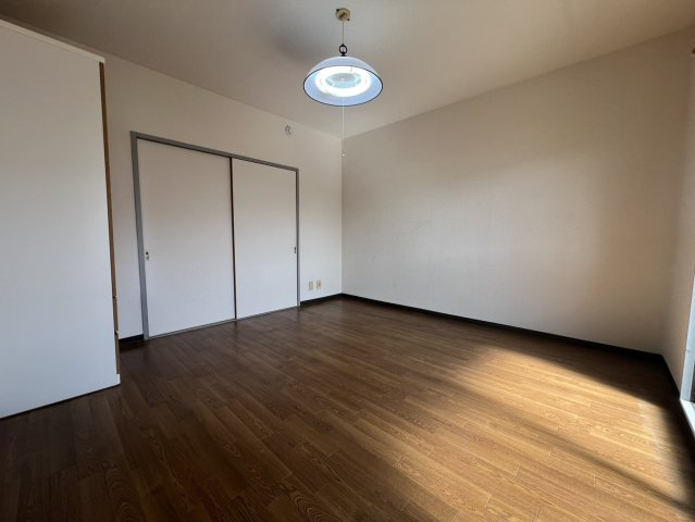 マンションヒバリの居間・リビング|※別部屋写真参考