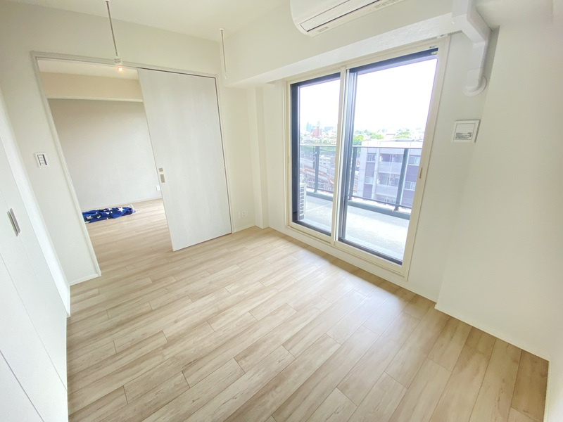 ONE ROOF RESIDENCE NISHINIPPORIの居間・リビング