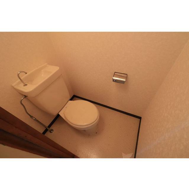羽島郡笠松町長池のアパートのトイレ
