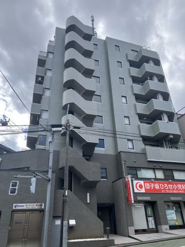 コスモリード文京千駄木の外観