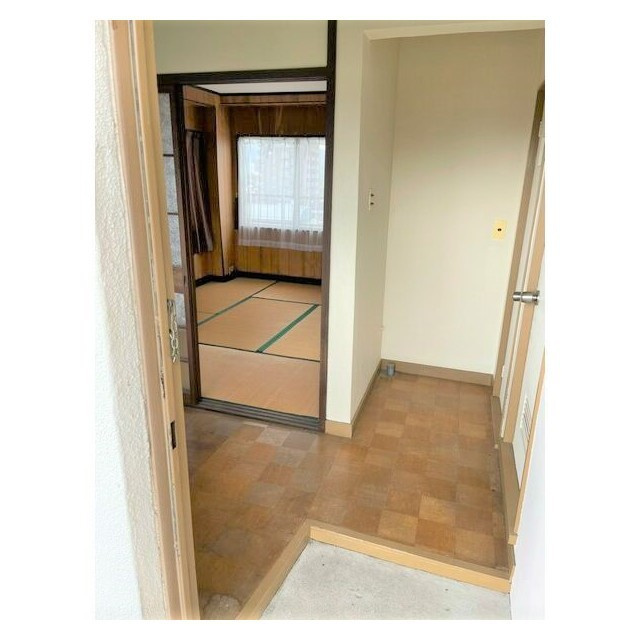 エステート早田の玄関