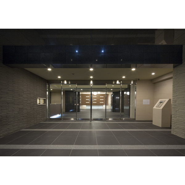 エステムコート新大阪IXグランブライトのロビー