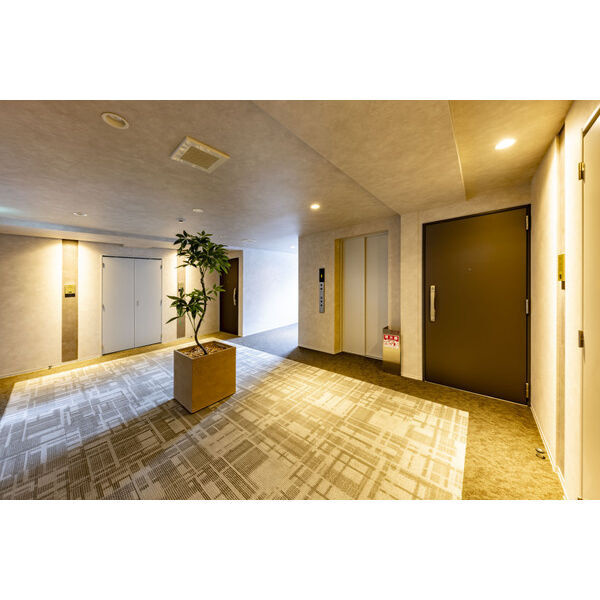 ルフォンプログレ南森町のロビー