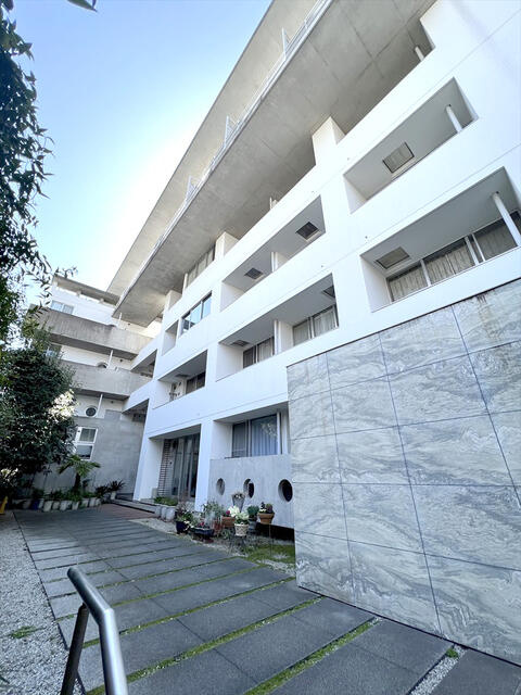 ＭＴ　ＣＯＵＲＴの間取り