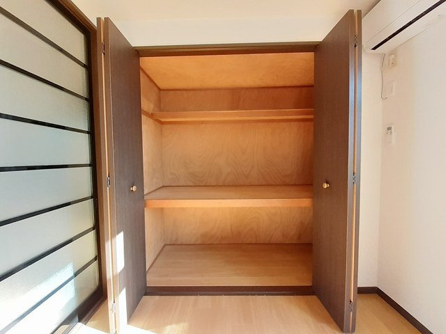 ウイステリアＢの収納|ちょっとした収納スペースも充実しています