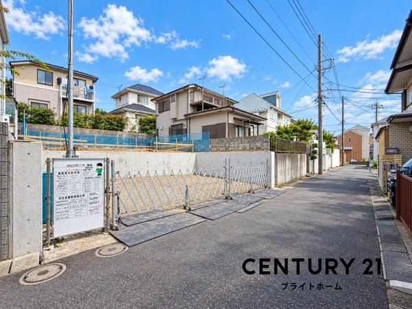 横浜市旭区白根２丁目の新築一戸建の前面道路含む現地写真|閑静な住宅街につき住環境良好です♪
お気軽にお問い合わせください。