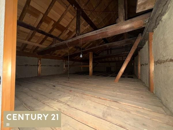 紀の川市荒見　中古戸建の収納