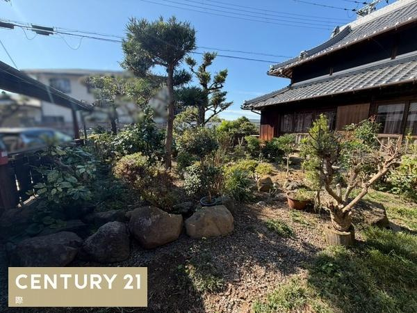 紀の川市荒見　中古戸建の庭