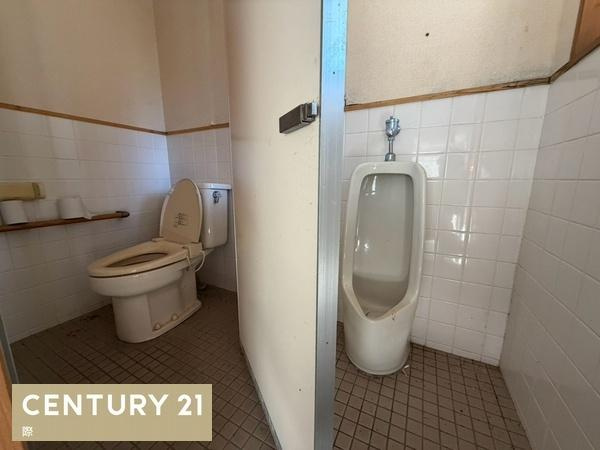 紀の川市荒見　中古戸建のトイレ