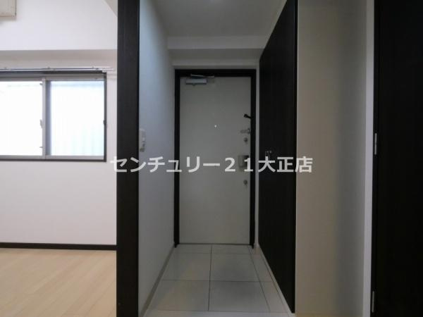エステムコート難波WEST－SIDE2ベイフレックスの玄関