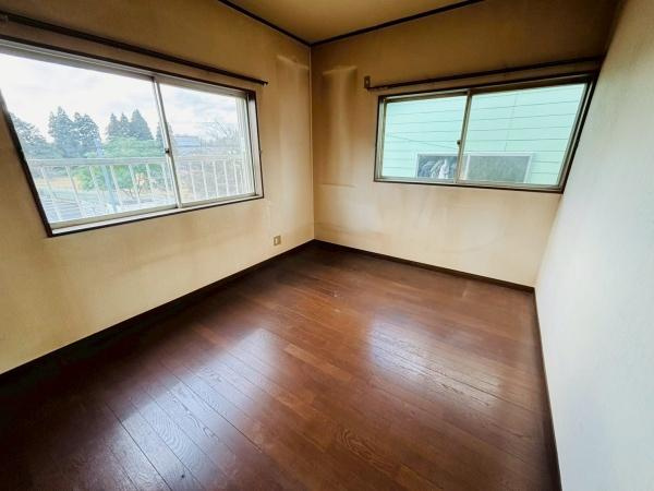 富里市七栄の中古一戸建の洋室