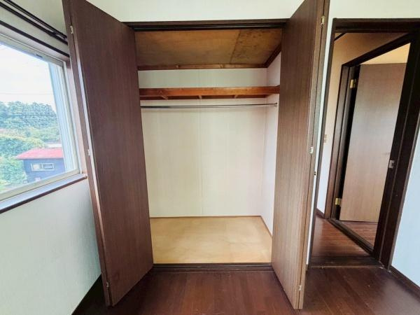 富里市七栄の中古一戸建の収納
