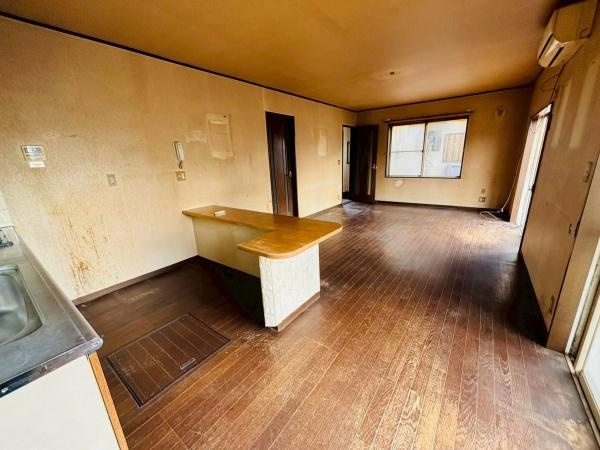 富里市七栄の中古一戸建の居間・リビング