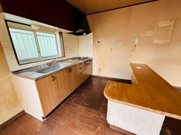 富里市七栄の中古一戸建のキッチン