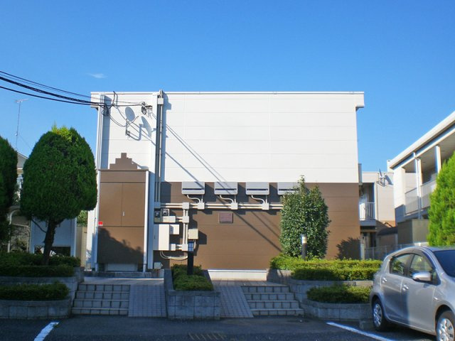 レオパレスフローラの外観