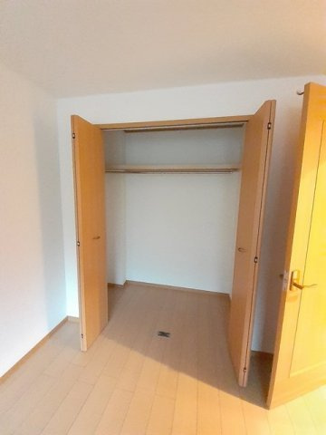 グランパス中央の収納