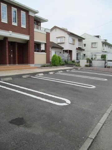 フローレンス　小原田　Ｂの駐車場