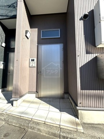 ビジュー野方のエントランス