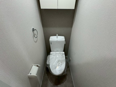 【トイレ】 | Sereno Blue 三ツ沢 | 落ち着いた色調のトイレです