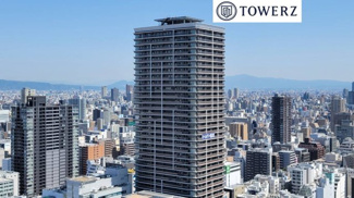 【外観】 | ローレルタワー堺筋本町 | 【外観】国内外で高く評価される建築家・光井純氏による、織物のような細やかで美しいデザインです。