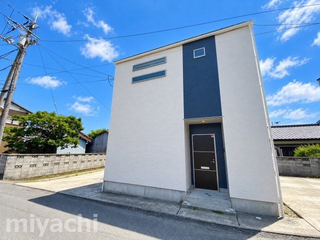 徳島市北田宮３丁目の一戸建てのエントランス