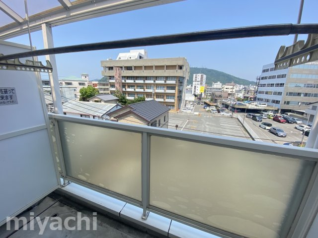 徳島市中昭和町２丁目の賃貸マンションのバルコニー