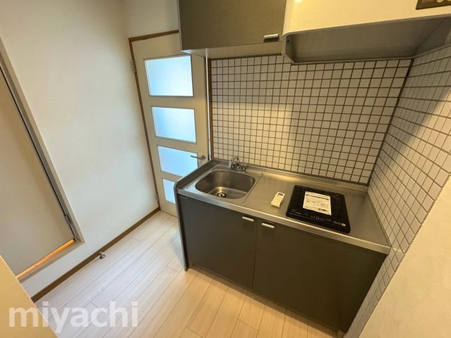 クリスタルハイツⅠのキッチン