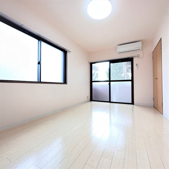 【居間・リビング】 | マンション 林檎の樹