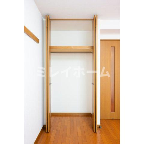 コンフォリア東品川の収納|同建物内、別のお部屋の参考写真になります。
