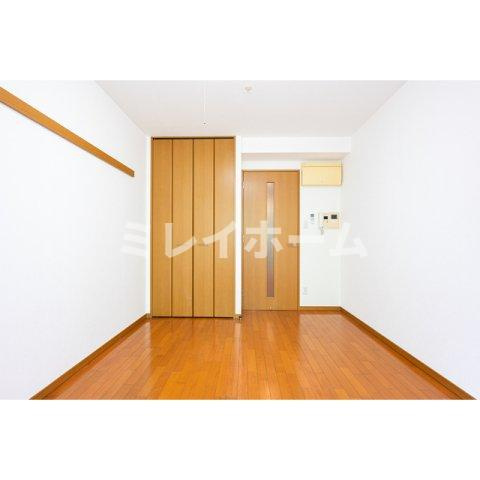 コンフォリア東品川の居間・リビング|同建物内、別のお部屋の参考写真になります。